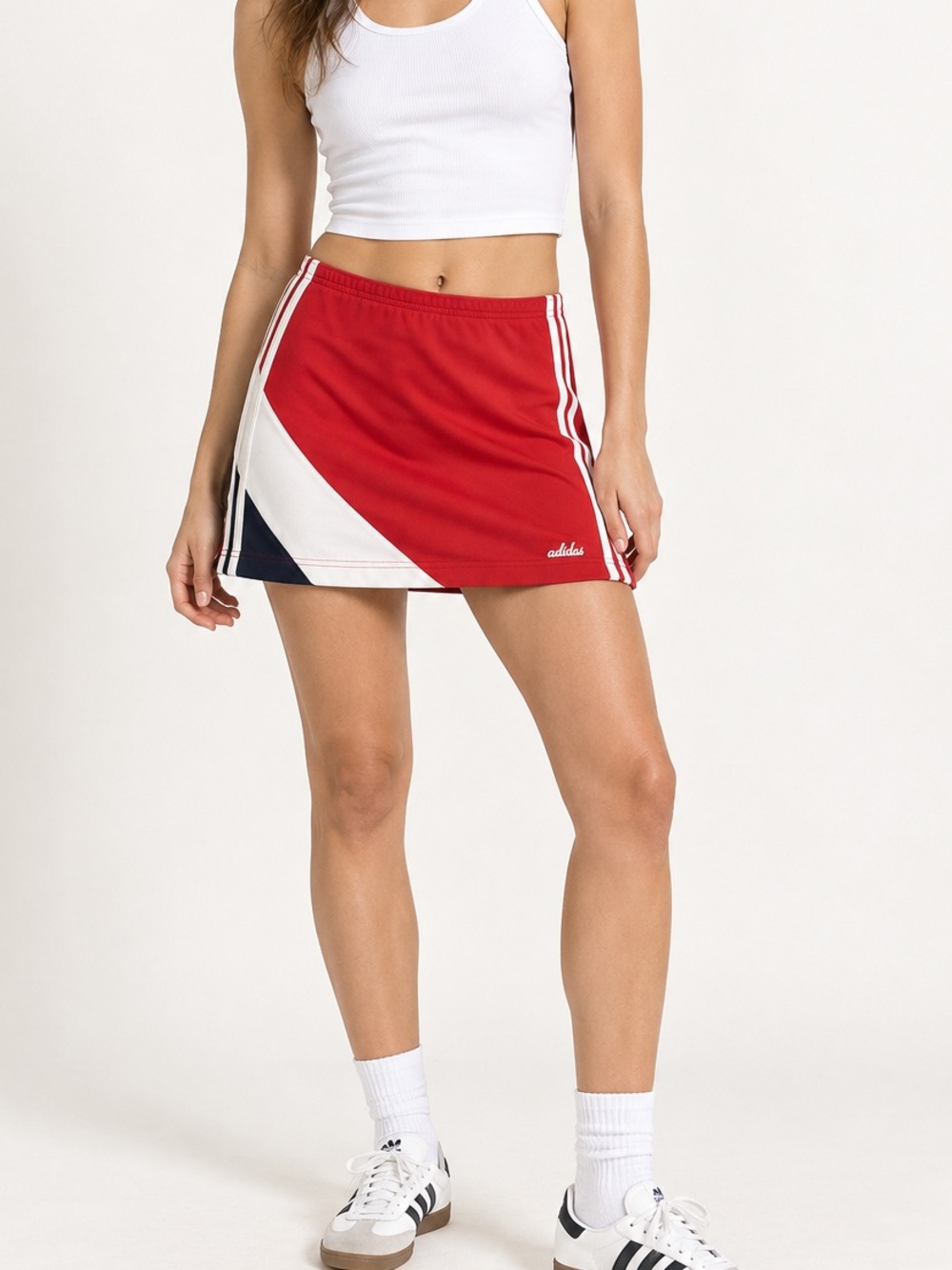 2004 Adidas Red Colorblock 3-Stripes Mini Skirt Women’s M Y2K